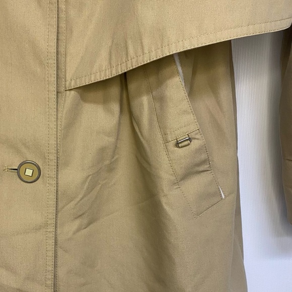 Vintage trench coat with rain guard - Picture 6 of 12